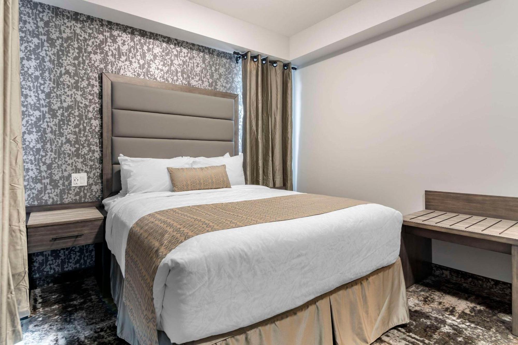 The Hue Hotel, Ascend Hotel Collection Κάμλουπς Εξωτερικό φωτογραφία